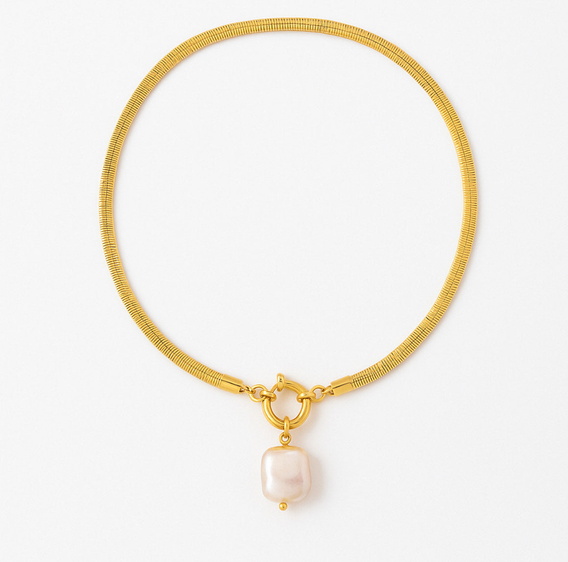 The Solis Pearl Collar