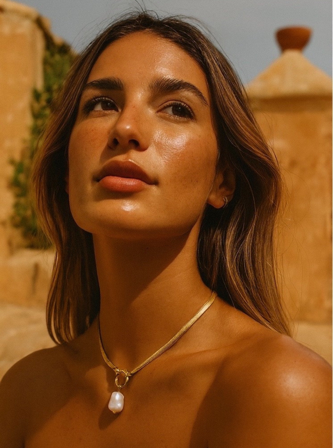 The Solis Pearl Collar